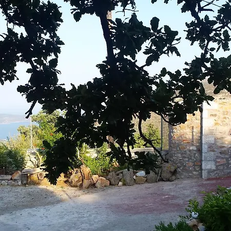 Mani Drosopigi Stonehouse * Dhrosopiyí