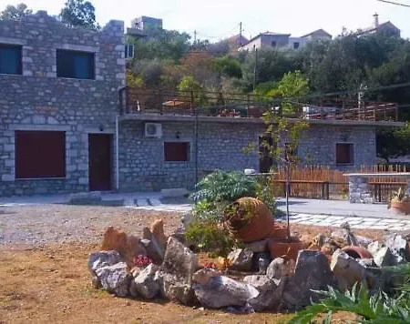 Apartment Mani Drosopigi Stonehouse Dhrosopiyi