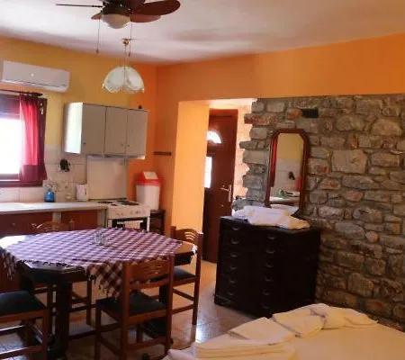 Apartment Mani Drosopigi Stonehouse